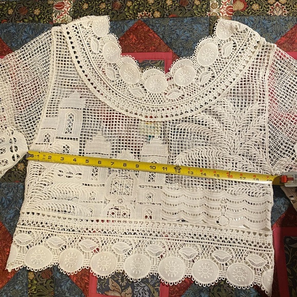 FARM Rio Cream Lace Blouse - Picture 10 of 16